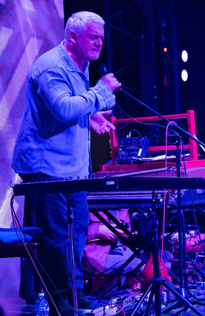 Niaz Diasamidze & VOLOSI Live 4/26/2025