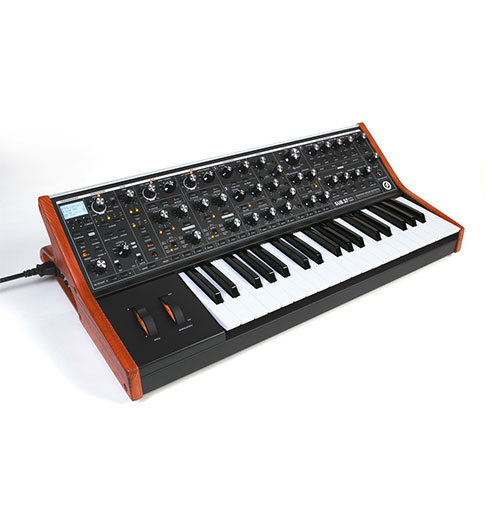 MOOG SUB 37 Traditional Ed