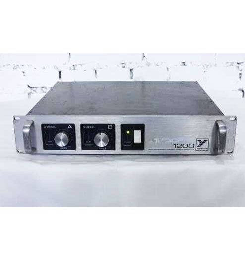 Yorrkville AP1200  Power Amplifier