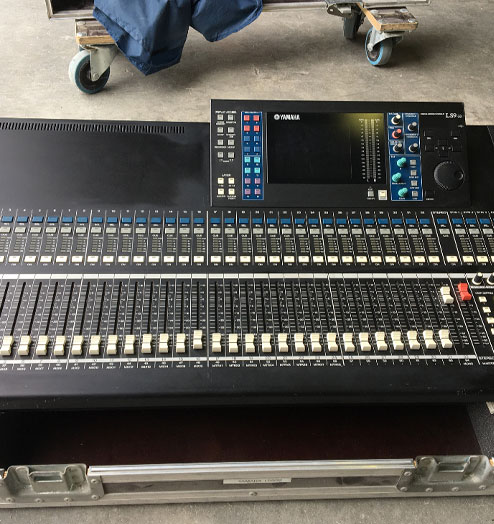 Yamaha LS9-32 Digital Mixer 